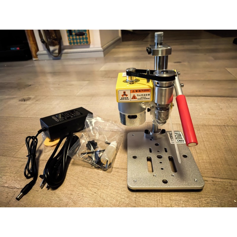 مثقاب طاولة صغير متعدد السرعات - مراجعة Benchtop Drill Press Mini Variable Speed وسعره